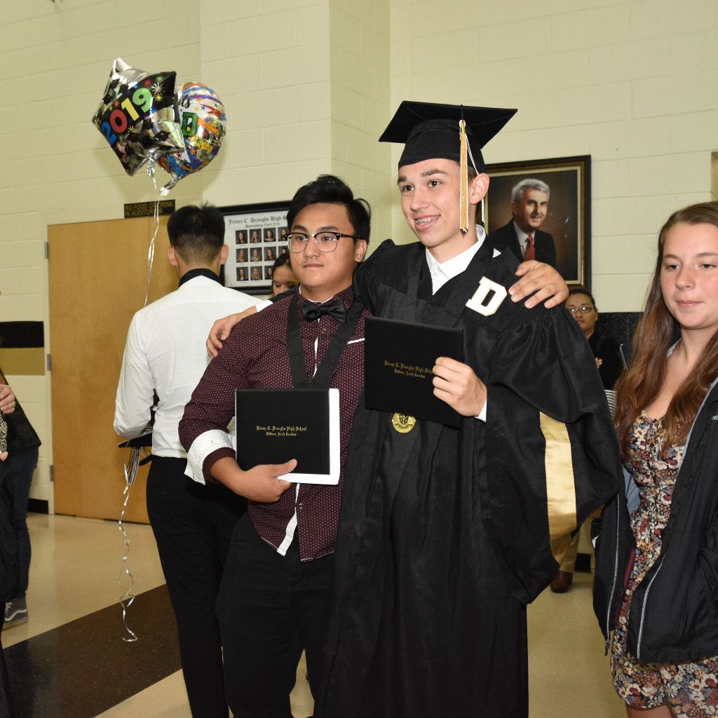 DHS 2019 Graduation Ceremony (160).jpg